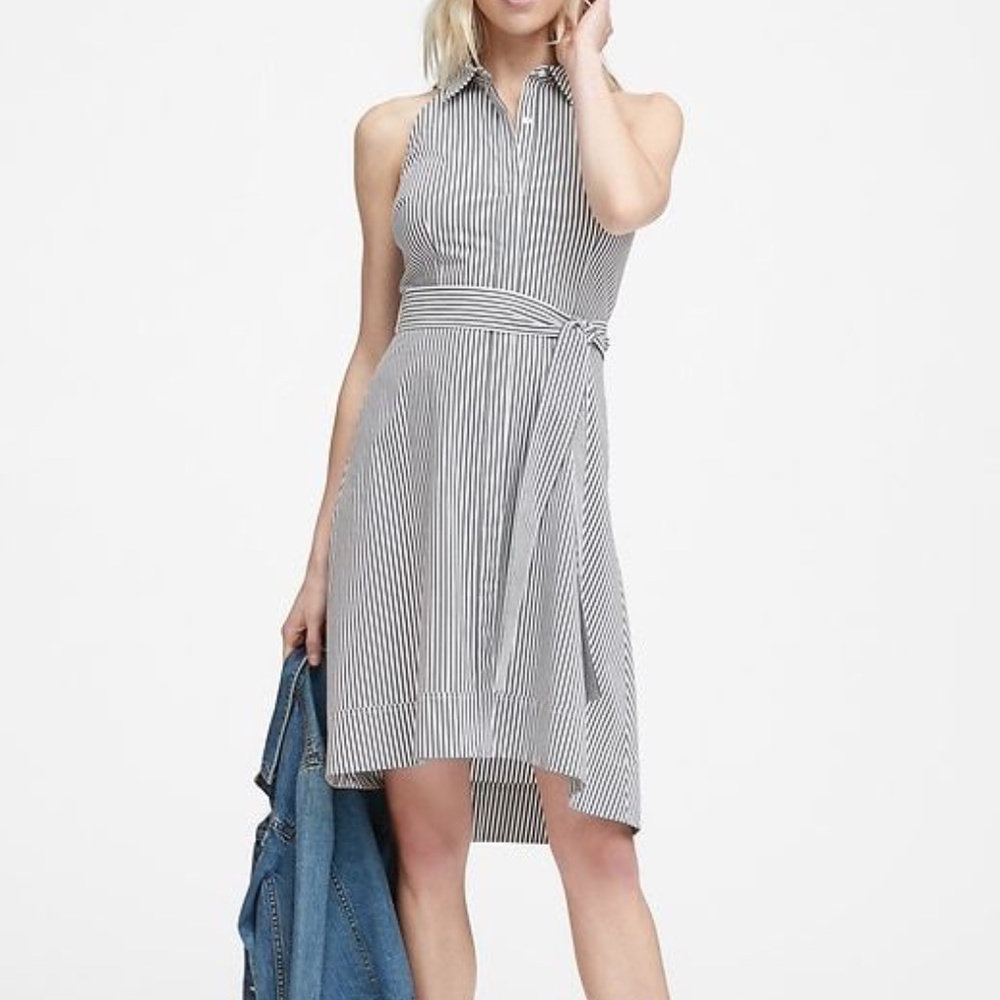 GREY AND WHITE PINSTRIPE SLEEVELESS BUTTON UP DRESS BY BANANA REPUBLIC